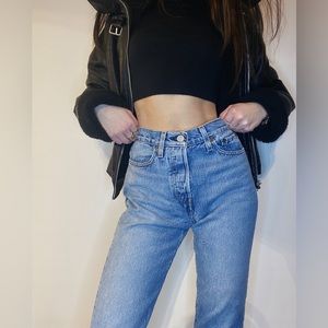 Levi’s Jeans 501 x Aritzia collection